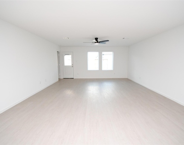 3036 Wild Dunes Drive - Photo Thumbnail 8