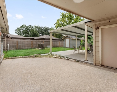 9919 Golden Sunshine Drive - Photo Thumbnail 23