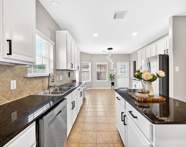27011 Rockwood Park Lane - Photo Thumbnail 7