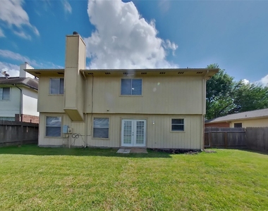 7310 Gettysburg Drive - Photo Thumbnail 15