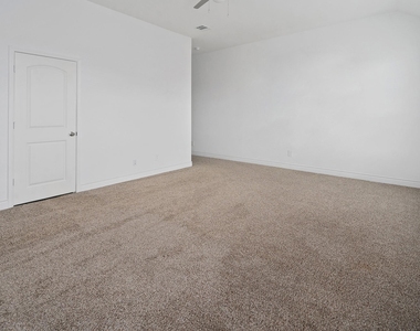 1539 Oakdale Crest Road - Photo Thumbnail 18