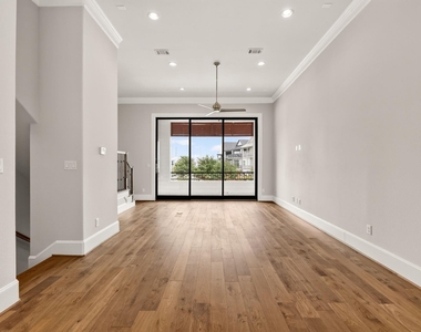 8711 Oak Kolbe Lane - Photo Thumbnail 14