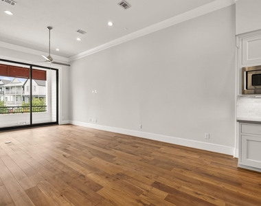 8711 Oak Kolbe Lane - Photo Thumbnail 15