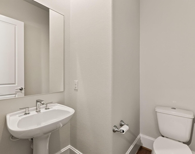8711 Oak Kolbe Lane - Photo Thumbnail 5
