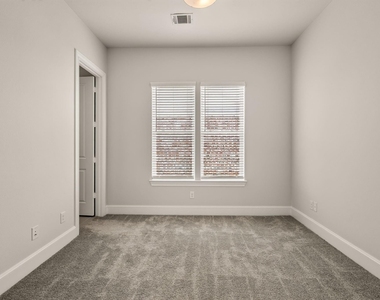 8711 Oak Kolbe Lane - Photo Thumbnail 37