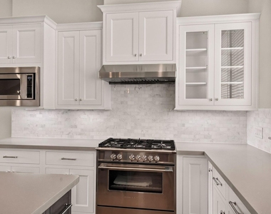 8711 Oak Kolbe Lane - Photo Thumbnail 11