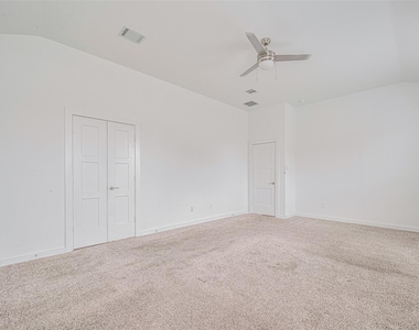 133 Aurora Springs - Photo Thumbnail 11