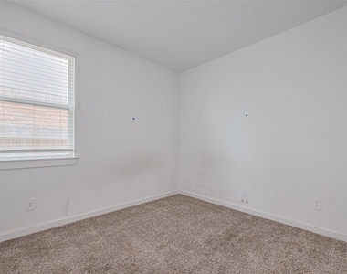 133 Aurora Springs - Photo Thumbnail 22