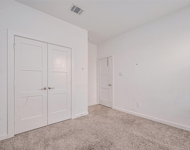133 Aurora Springs - Photo Thumbnail 20