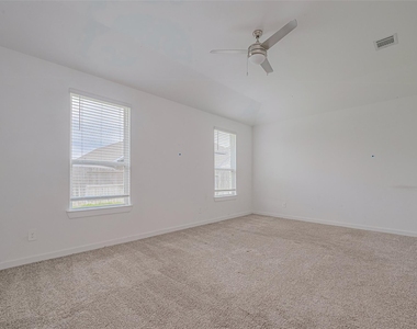 133 Aurora Springs - Photo Thumbnail 13