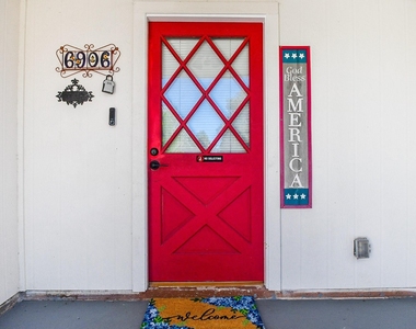 6906 Grant Drive - Photo Thumbnail 1