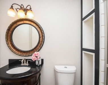 6906 Grant Drive - Photo Thumbnail 30
