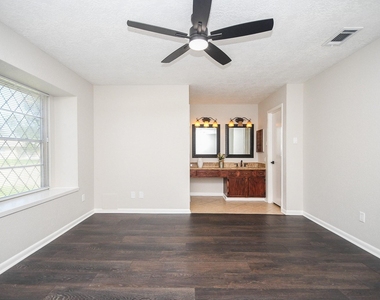 6906 Grant Drive - Photo Thumbnail 18