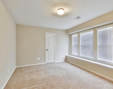 28807 Mayes Bluff Drive - Photo Thumbnail 18