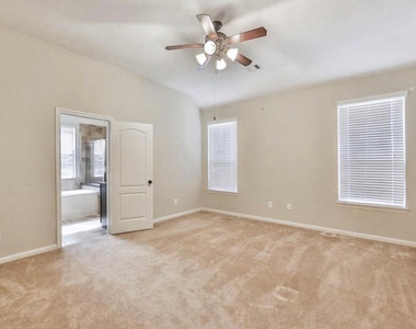 28807 Mayes Bluff Drive - Photo Thumbnail 11