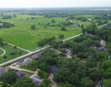 4727 Lake Village Drive - Photo Thumbnail 42