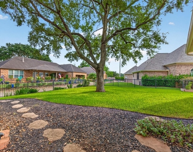 4727 Lake Village Drive - Photo Thumbnail 33