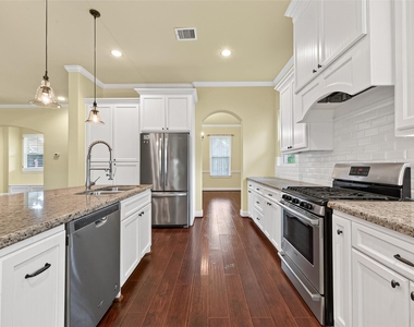 4727 Lake Village Drive - Photo Thumbnail 7