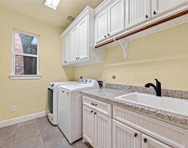 4727 Lake Village Drive - Photo Thumbnail 20