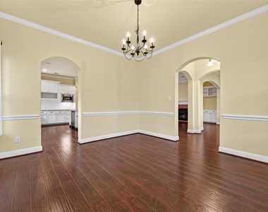 4727 Lake Village Drive - Photo Thumbnail 5