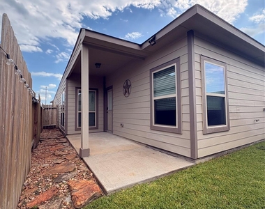 6409 Hollock Meadows Lane - Photo Thumbnail 22