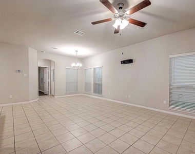 6409 Hollock Meadows Lane - Photo Thumbnail 18