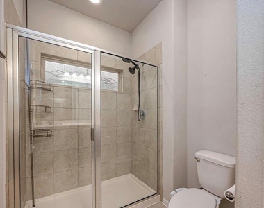 6409 Hollock Meadows Lane - Photo Thumbnail 11