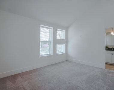 862 Paul Quinn Street - Photo Thumbnail 30