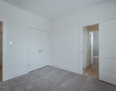 862 Paul Quinn Street - Photo Thumbnail 28