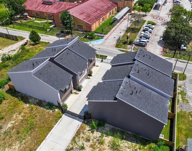 862 Paul Quinn Street - Photo Thumbnail 43