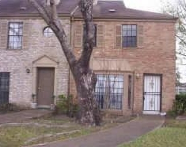 9901 Sharpcrest Street - Photo Thumbnail 2