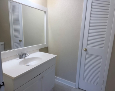 9901 Sharpcrest Street - Photo Thumbnail 13