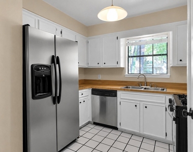 83 Summer Crest Circle - Photo Thumbnail 5