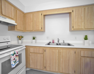 1354 Westover Street - Photo Thumbnail 2