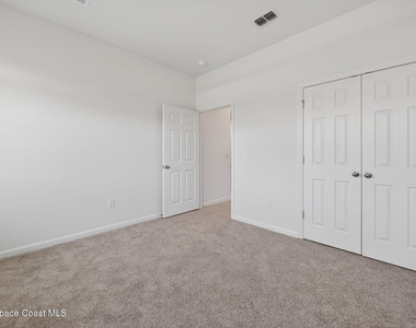 830 Remington Green Drive Se - Photo Thumbnail 17