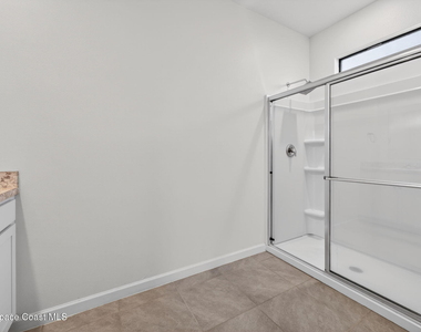 830 Remington Green Drive Se - Photo Thumbnail 13