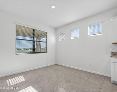 830 Remington Green Drive Se - Photo Thumbnail 4
