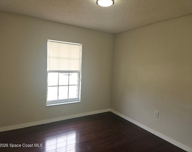842 Aruba Avenue Se - Photo Thumbnail 9