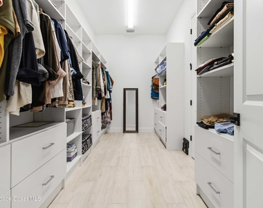 3256 Kamin Drive - Photo Thumbnail 18
