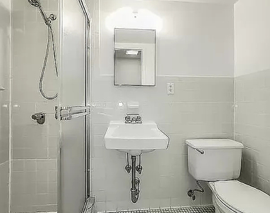 West 82nd Street/ brodway - Photo Thumbnail 3