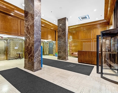 400 East 71st Street - Photo Thumbnail 9