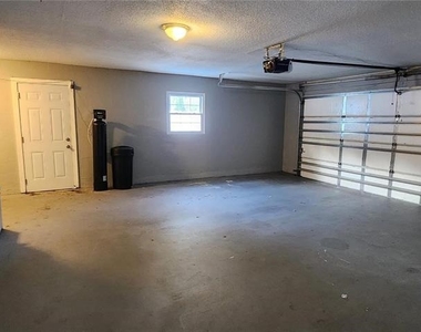 2408 Kimberly Drive - Photo Thumbnail 23