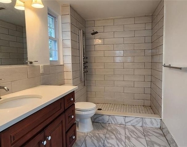 2408 Kimberly Drive - Photo Thumbnail 11