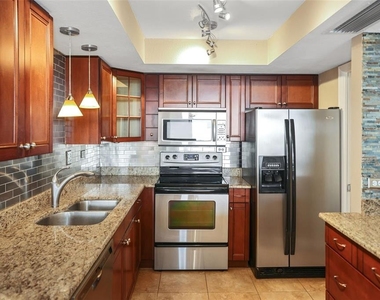 450 Treasure Island Causeway - Photo Thumbnail 9