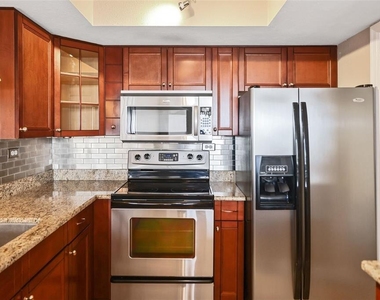 450 Treasure Island Causeway - Photo Thumbnail 11