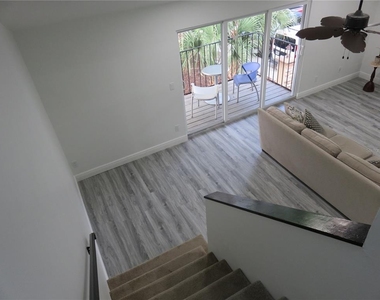 5401 Sweetwater Terrace Circle - Photo Thumbnail 10