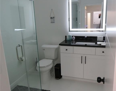 5401 Sweetwater Terrace Circle - Photo Thumbnail 17