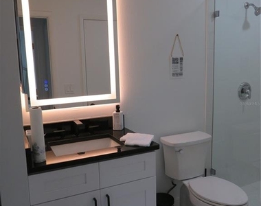 5401 Sweetwater Terrace Circle - Photo Thumbnail 9