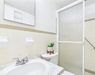 2454 Australia Way E - Photo Thumbnail 38