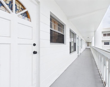 2454 Australia Way E - Photo Thumbnail 7